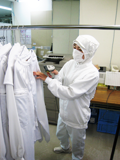 服部　由美：仕事風景