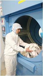 綾部　英二：仕事風景